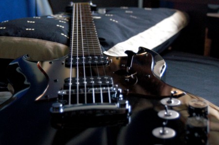 Guitar 4, click for hi-res